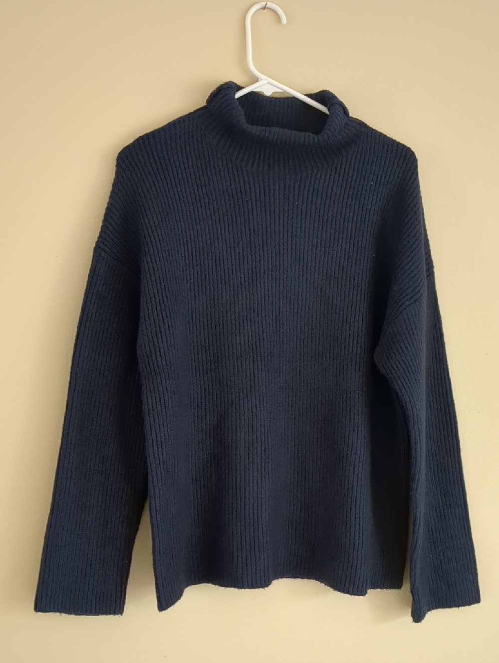 Small Treasure & Bond Blue Basic Soft Sweater